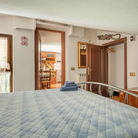Licia Apartment *